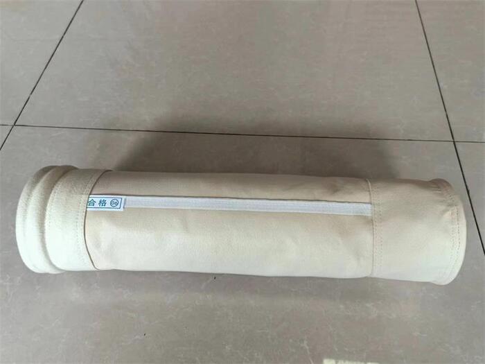<b>聚苯硫醚除塵布袋</b>